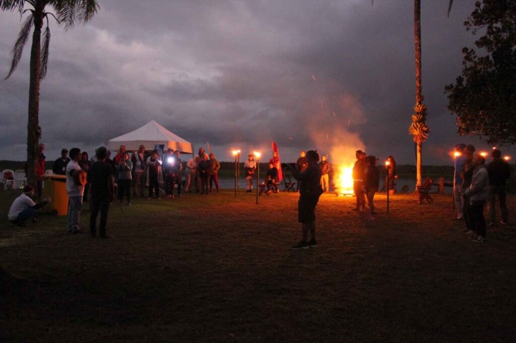 Noite do acampamento do 1o dia da Circunavegação de Iguape